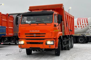 Зима — это не сезон. Это экзамен на выносливость для грузовика и водителя