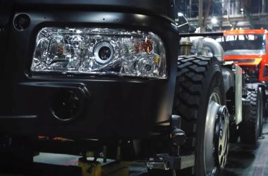 МАЗ разрабатывает новую кабину для тягачей: что это значит для перевозчиков и сервисов в Беларуси