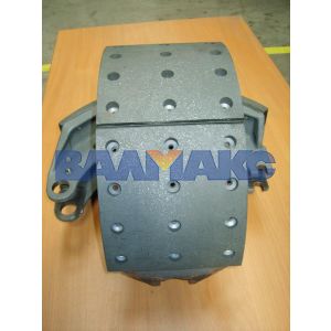 колодка тормозная (литая, длинная 4 отв. с/о)